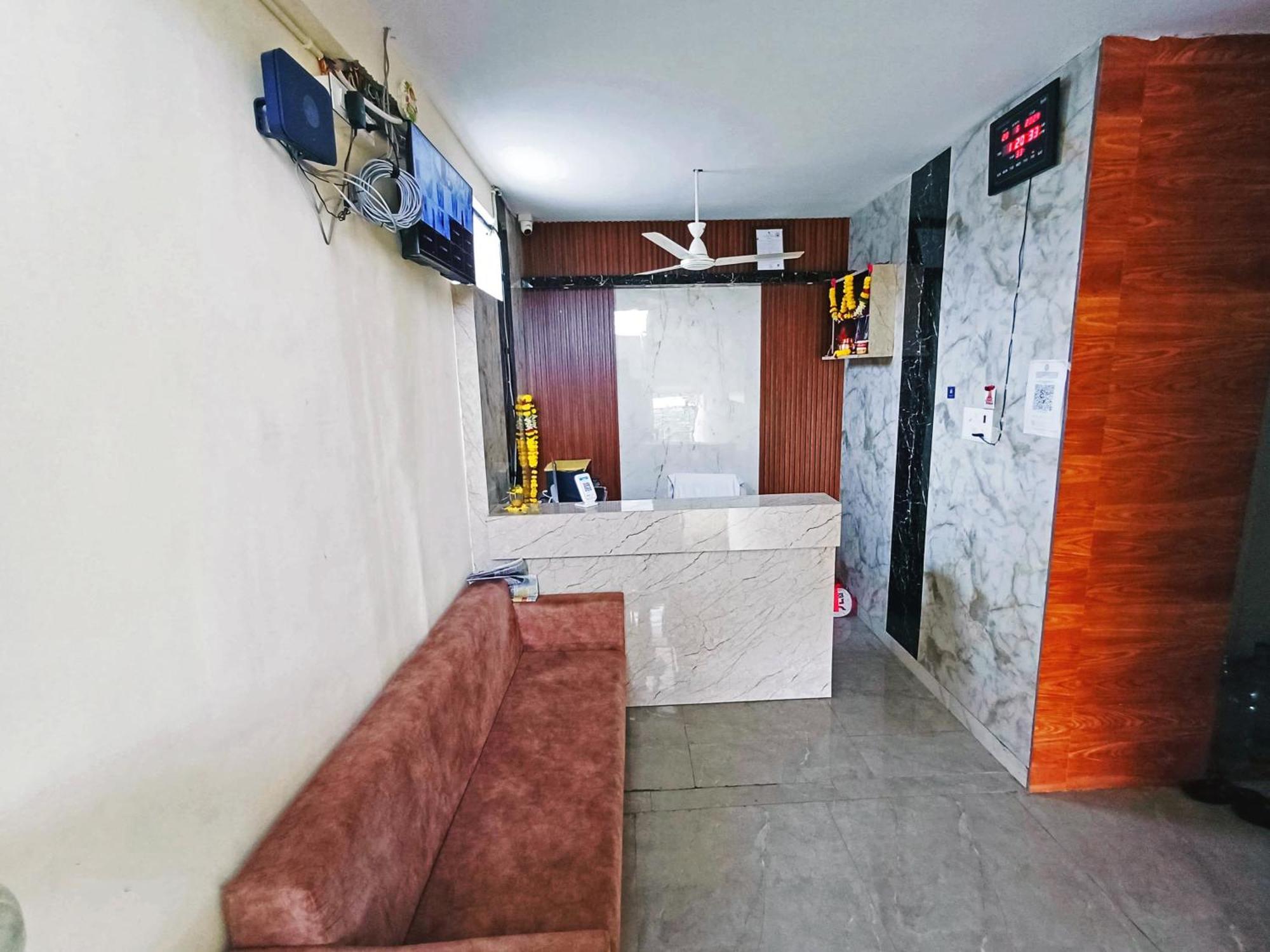 Udupi Deluxe Lodge Gulbarga Kulbarga Exterior foto