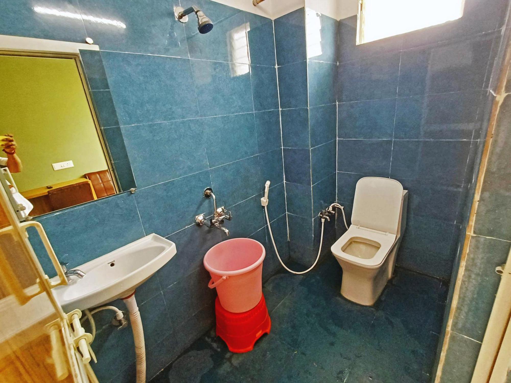 Udupi Deluxe Lodge Gulbarga Kulbarga Exterior foto